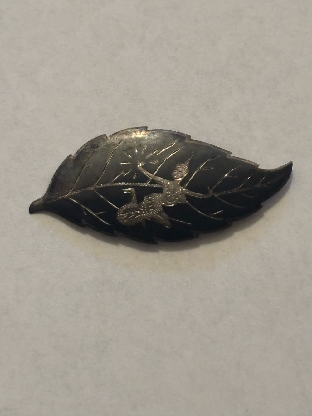 Siam Sterling Silver 1900s Antique Leaf-Shaped Brooch w/Niello Dancer